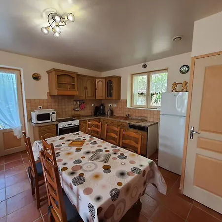 Maison Renovee A Reaup - Clevacances 2 Cles *